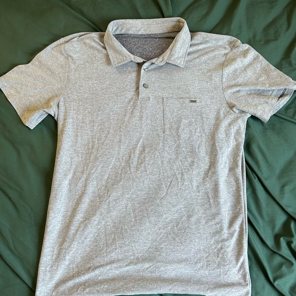 Vuori Ace Knit Polo *like new*